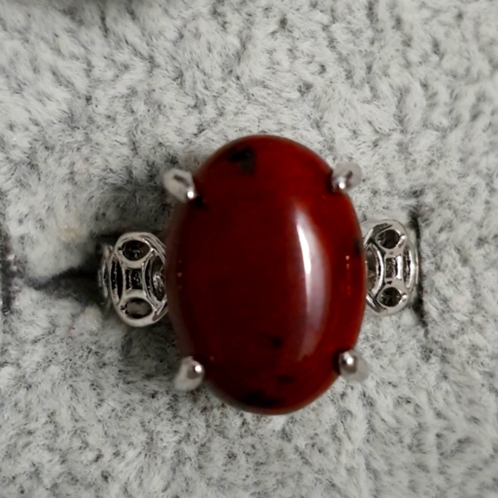 Elegant Silver and Red Jasper Stone Ring